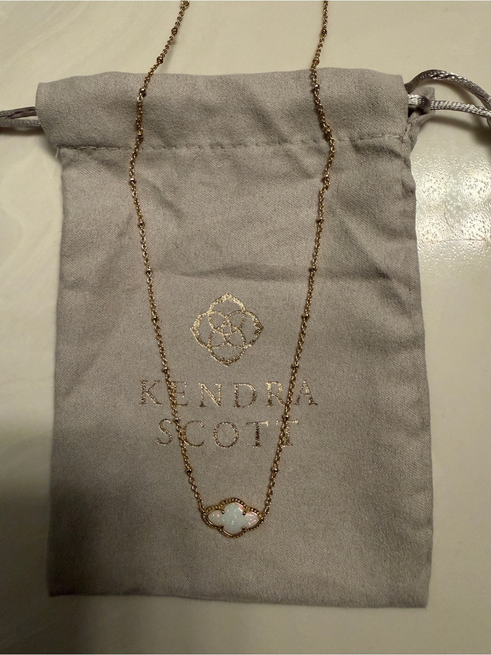 Kendra Scott Abbie Pendant Necklace